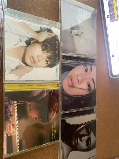 成色不错的，里面东西都是未破损的，虽然盒子有点磨损，但整体状态还算满意！物流打包得也很
好，没有出现大的损伤，好评！