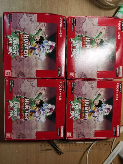 这次的速度也非常的快，打包的也非常安全且厚实！！！开箱就花费了不少的时间！并且从我开的这一盒来看也非常的欧气，开到了两个我推！！！真是非常的好运呢！！！