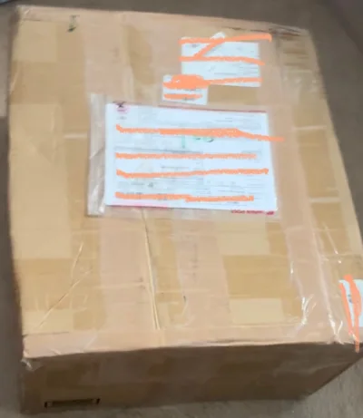 又又又买了，这次买了很多pb 
真的很重，毫不犹豫走了海运，惊讶的是半个月就到了！好快，开心！
切了好多好多小卡，感觉要看傻了