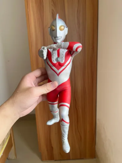 marmit老物件了， pvc官方艾斯tv14集死刑佐菲，算是目前1/6比较好的佐菲，体型还原的很棒 