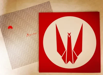 这次第一次用航空件，原本以为会比ems慢好几天的，没想到超出预期的快一些。
包装的很好，13张盘完好无损。