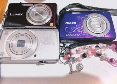 收到货挺新的，app在这已经是第二次购买了
相机，确实收到真的是还不错哟～拍照也确实好看
爱了爱了….