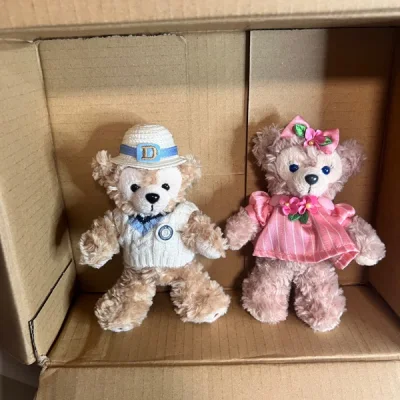 本次是入了两对挂件，然后走竹蜻蜓，很划算！是一对2014春日达菲玫玫+一对万圣节稻草人达菲玫玫！真滴特别可爱，灰常喜欢！