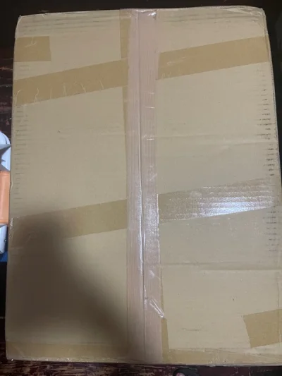 又是一个大包，还好没有退运平安缴税到货。都是老东西了，实在是太难收了只能网购。真是爽又少了一个怨念物价格也合适