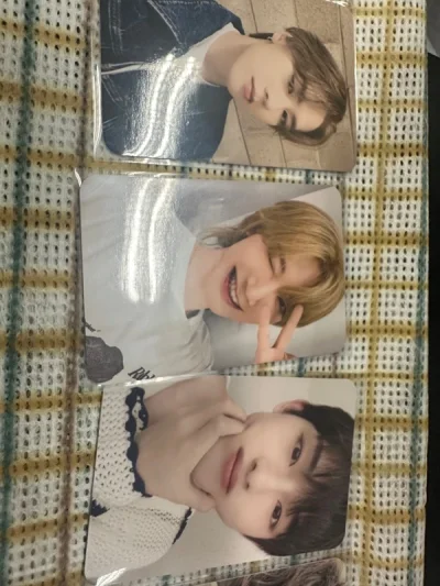 速度很快，yhm也很可爱还画了卡套，还是很方便的。走的ems自己填报，很顺利。正好赶上免手续费活动，非常划算。