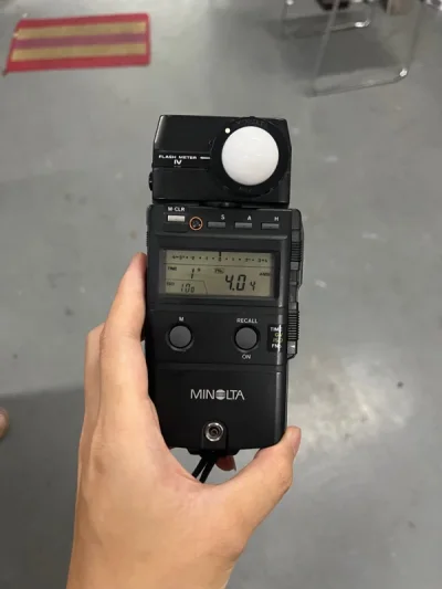 这里要表扬一下挖煤姬，以前申请解禁空运太麻烦啦，现在只需要点一下就可以申请了，不用联系客服，真的不要太方便啦！附上这台相机配测光表的样片吧～