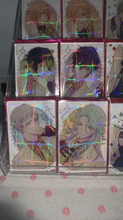 一如既往的丝滑 正好赶上了合单的活动 省了好多的合单费用 这个升级的福利很不错 给买家省钱棒棒哒 下次还会继续使用的 买了好多国内很难买的谷子立牌 大满足