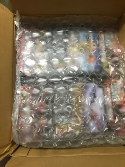       这次淘了三个变形金刚玩具，两个是日版经典系列的擎天柱和大黄蜂，是一个卖家的同捆套出，另一个是极小变形的G1造型擎天柱威震天套装。

      挖煤姬切煤速度很快，基本是秒切，非常赞！物流选了竹蜻蜓专线，包清关，省时省力，物流速度也非常满意。

    ...