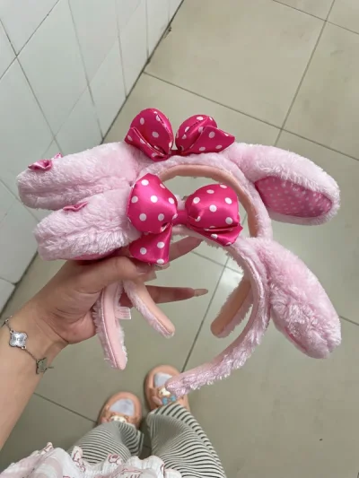 ✧ 短短一个月内完成四单 可见挖煤姬的魅力有多大 这次是买了两个一样的东西 发货效率依旧很快 每次用下评价就会获得积分 站外晒单也可以 用了几百积分抵消邮费之后 这次用的邮费简直比国内寄快递还便宜 看得出来挖煤姬的用心良苦 为了让我们省钱所以给我们福利
✧ 快递还是...