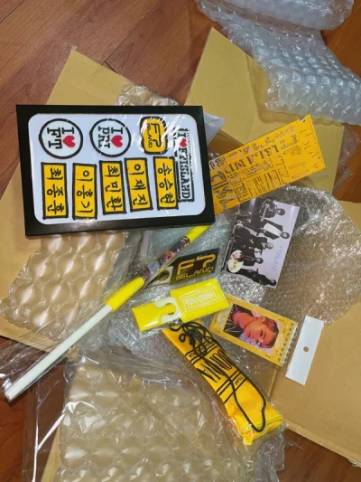 终于收到货物啦，等了好久 第一次用挖煤姬，体验很好，就是运费太贵了，好心疼，呜呜呜 运费是我买的东西两倍了，太难了，割血，不过我下一次还是会选择挖煤姬，哈哈哈，