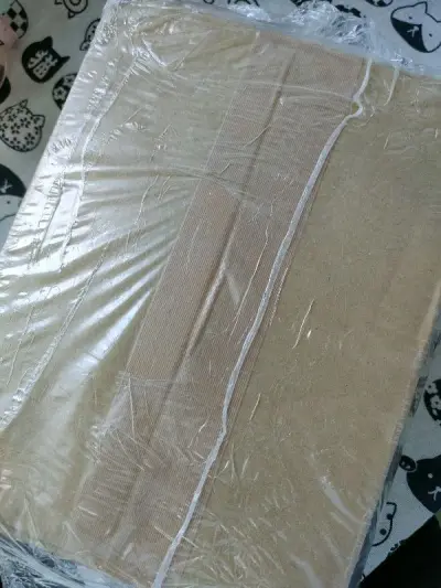 用的ems ，10天到达，挺幸运没被税，包装一如既往的好，让人很安心，切煤速度还是挺快的，很适合我这种单机吃谷人，后面会继续支持的～