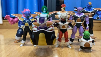 新一番，虽然现在的一番涂装不咋样，但是造型 面雕还是在线的，人物比较全，放在一起好看！最近挖煤姬活动也不少，各种优惠卷 折扣手续费的 很好！ 继续加油！