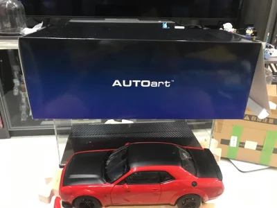 第好几次挖煤购物成功到手，这次走的海运也很快20天左右就能到包装也好给力给力！
说实话AA AUTOart的车模型准几乎不逊色，收藏党很满意。细节方面非常成功给力，品控最佳一如既往的棒！