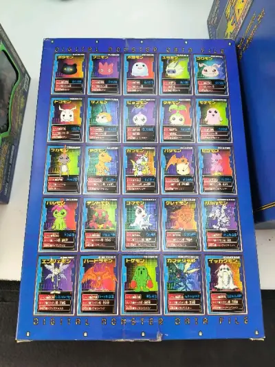 今天收到数码宝贝扭蛋合集，数码宝贝大集合，没想到实物是这么帅气，扭蛋都是透明的，还有精致的透明蛋壳，哈哈，没想到，淘到宝了，竹蜻蜓运回，耗时两周左右，太给力了