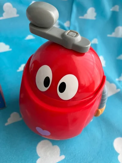 前几天收到的一箱，ep件，速递很快。外箱干净无压坏，箱内物品不多，泡泡纸保护到位，塞了很多，物品无受损，