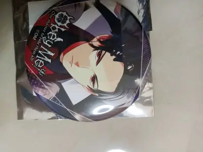 包装非常严实，到手质量比照片的好，luci的吧唧背部无锈无划痕，还是非常好的磨砂底部，感谢竹蜻蜓让我安全下车(⁠*⁠´⁠ω⁠｀⁠*⁠)