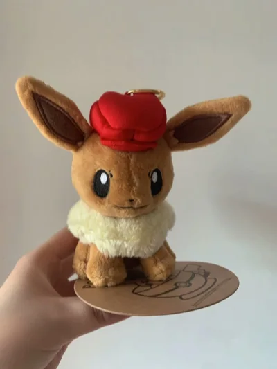 cafe的红帽帽伊布也太可爱了吧！！！
每天上班没事就通过挖煤姬捡漏
希望即使不是暑假开学也有更多的优惠券放送