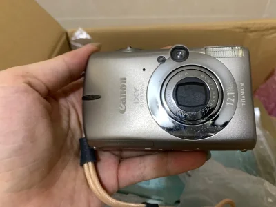 这次一共六台相机，从发货到收到大概五天，合单也差不多5天，希望以后合单能快一点！
机子很新，佳能a640有点磨损，其他都不错~开心