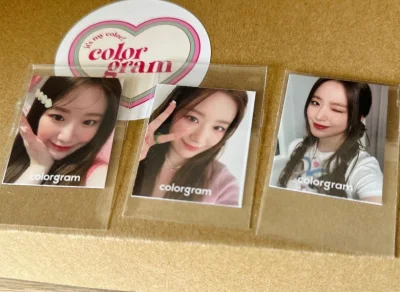 里面外面都包的OK，里面yhm用了泡沫纸和纸板保护，虽然没有硬卡套也没有出运输瑕，到手可以自己创作可玩性很高，成品在最后一p