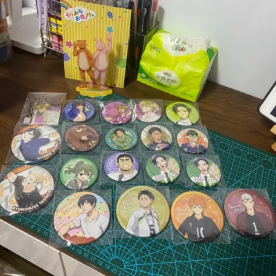 物流：EMS
时间：9月7日下单，9月20日确认收货
主要目的是收一些国内基本没人出的冷门番吧唧
本来觉得多攒一点再下单比较合算
结果正好赶上免手续费的活动
我直接一个无脑冲
唯一的小插曲是，前两次分别用了ep和EMS都顺利通关，这次的吧唧大合集无情被税
顺便夸夸这...