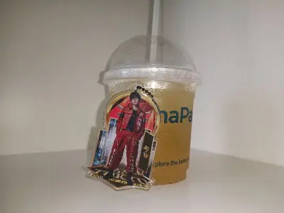 ep小航空，还是很快的，发出之后九天就收到了，包裹的非常完好，谷子平安收到，已经陪了我大半个月了。?顺利的一单。