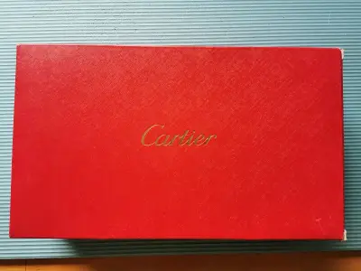 这次没有合单单独发送.物品完美到达没有挤压.不过现在查的比较严格.shui了不少.完全不能挤压的物品建议同志们单独邮寄.过关也更容易一些.