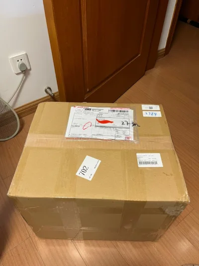 挖煤姬，最好的日淘app。
每一单都是100%满意
安全无损到达的快递，好评！
可以合单，真的非常人性化，会极力推荐给身边的朋友。 
使用竹蜻蜓app快大半年了。 加油竹蜻蜓！、加油！