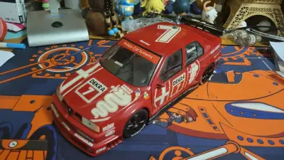 这次用挖煤姬在雅虎日拍代购了很老绝版的中古车模，来自ut的阿尔法罗密欧7号冠军车，此次快递配送也没什么问题，拆开后没任何问题。