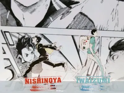 很愉快的切煤 这次的走立还有原袋 樱花妹真的配享太庙 也没有拆摆过 真的我哭死
西谷的趴趴和iwa酱的衣服也是全新未拆 太美了
再次感叹立本的快递真的好温柔啊