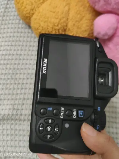 又有新相机到了，开森，开箱的时刻总是很愉快的。 挖煤姬是个很好的平台, 交易方便，打包给力, 东西到手完好无损。以后还会继续使用~