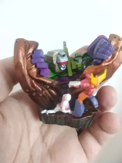 这次买了个变形金刚的场景小摆件和一些造型村的高达，比较特殊的是这次是赶在EP小航空件退出舞台前完成的最后的EP末班车。希望之后接它棒的可追踪小航空件能更加给力！