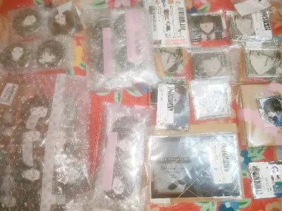 合单速度和之前差不多，但是国内一天就到了，速度很快，这次东西有点多就把申报价格写高了点很幸运没额外申报只税了一点点，令人惊喜的是这次填面单居然有多个选项，很好，包装一如既往的安心，也没有漏发，挖到了不少好价，会继续使用