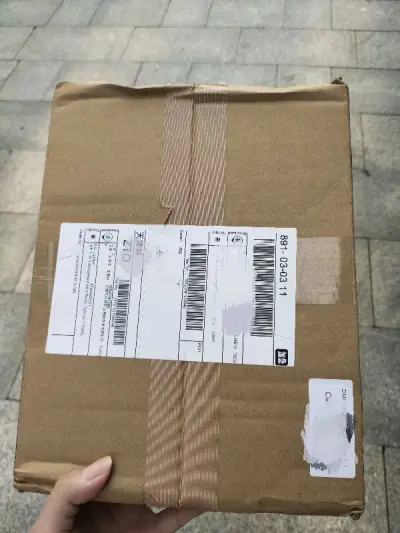 好久没用竹蜻蜓了，这次买了一个小的挂画，不到200块钱，果断走了竹蜻蜓，速度十几天到手里挖煤姬还是很给力的，唯一感觉不太好的是，这次没有直接送到天津，而到了宁波，所以到我手里可能晚了几天，整体还是好评