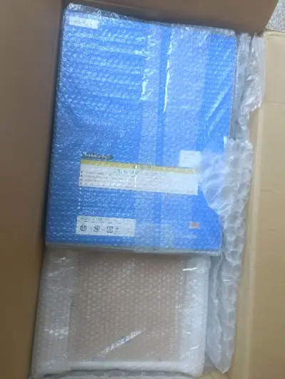 不知道第几箱，又大又重的手办也终于安全到了，打包的很扎实，东西都齐全也没有盒压。一直都在这个平台上购买还是很稳的