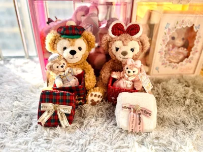 不得不说，挖煤姬是越挖越沉迷，还能挖到很多中古的宝贝。圣诞达菲玫枚礼盒真的很值！星梦玫枚达菲价格很好，牌齐脸甜，而且都很新。物流一路顺风，非常给力！