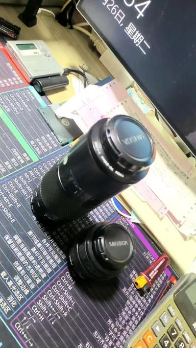 本人海淘第一单，安全下车，总体还算满意，镜头没有霉和雾，有点灰尘也是正常，毕竟40年的东西了，外观9成新，只是卖家配的遮光罩不知道哪里捡来的，口径不对，安不上去，这算是一点小遗憾吧。