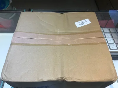 物流不错，走的小包，十来天回到，包装也很好，外箱没破损，里面也独立包装（可能是卖家包装好的）总之安全到手了，这次被税了，到也不多，不退运就行。宝贝也都挺好的，整体来说碟片都挺新。