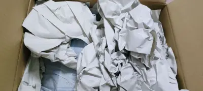 啊啊第一次买，我记得是九月份买的。樱花妹发货也很快！因为是第一次买所以有很多不懂的地方，去问了客服客服也会耐心回答我的问题，包裹也非常非常严实。打开第一眼就震惊到我了（
物流也蛮快的我觉得，我还以为要国庆后才能到，没想到那么快！
会继续购买滴。???