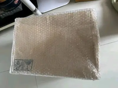 第n次使用挖煤姬日淘，这次买了几个玩偶，包装很满意，速度也快，到手后依然是意料中的无损成色很好，很愉快的一次体验。十多天就拿到了