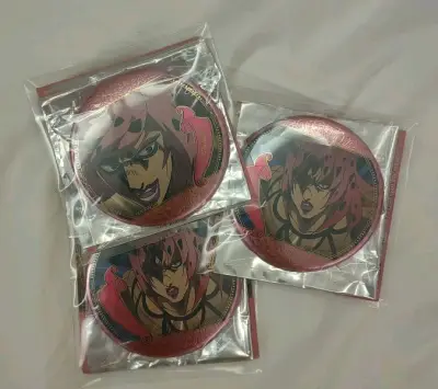 反正还是很快，一下子买了很多的迪亚波罗十周年吧唧和原画吧唧，好久没有吃这么爽了，东西都有硬纸板保护，没伤，很安心