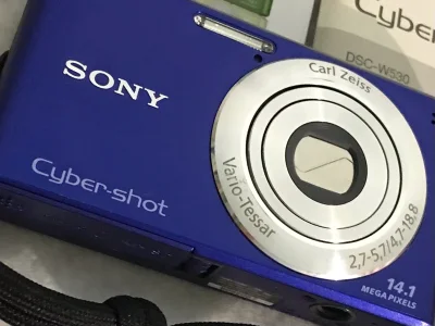 原装全套，箱说齐全，东西多多，最重要的非常非常新，差不多全新了，没有什么使用感，包装得严实，真的是捡到宝了