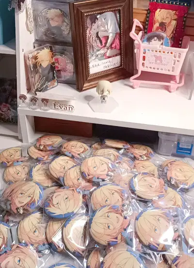 非常高兴的一次切煤体验，成功切到了梦情。特别特别的高兴，因为这个换脸盒蛋一直想要很久了。而且官方的包装都非常好！