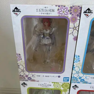 全部打开的那一刻我狠狠滴爱住了 原来五位老婆可以这么美 哎可惜被表弟拿走了一个 只剩下四位老婆了！唉唉唉