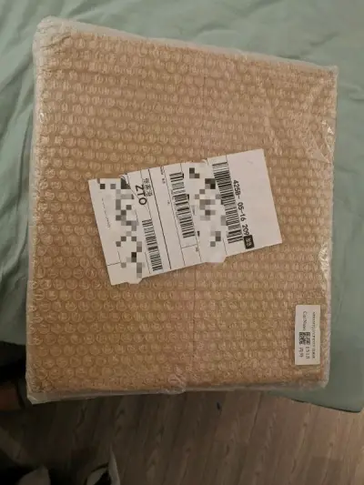 选择的内外保护依旧是非常安全
甚至手办盒子表面都保护的很好
挖煤好价甚至比鱼都便宜
愉快的购物体验