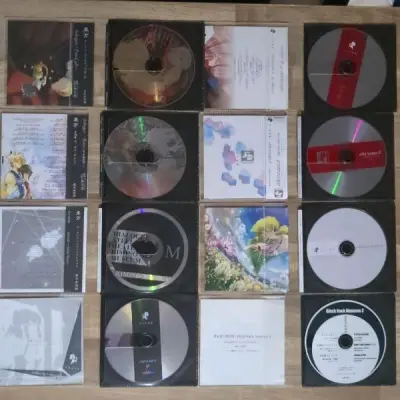 挖煤姬九月购物分享2
这次煤炉购入的一套碟，一共16张，找了很久找不到，去挖煤姬看到有了果断下单，速度和往常一样，到手包装也没有破损，很满意。