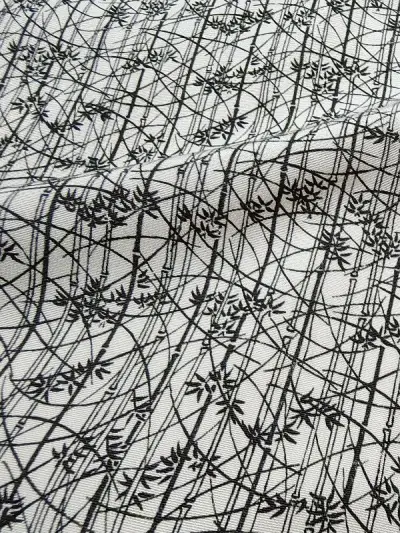 最近知道有些姐妹从其他渠道日拍然后货物丢失的，真的很可惜。这就是我为什么一直用挖煤姬的原因，操作真的很方便简单，物流也很透明即使，省去很多流程，选择好物流就坐等收货即可。这次的这几件都好美，状态很好，质感也很好，完美。