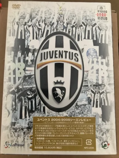       这次淘了两单日版足球纪录片DVD，尤文图斯的夺冠纪录片非常好。

      挖煤姬切煤速度很快，基本是秒切，非常赞！物流选了EP，到货很快，物流速度非常满意。      