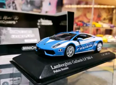 又一次在日本雅虎上拍到稀有的玩意，迷你切的兰博基尼560警车确实非常罕见，可以用app拍了后方便了不少了，关注拍卖的商品也非常轻松。已经是第五六次用挖煤姬拍日雅的商品了，体验很不错