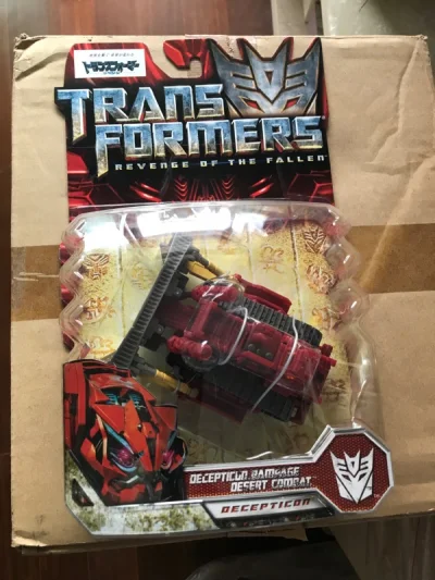        这次淘了一个真人电影第二部的日版涂装的红色推土机，还合了一个电影擎天柱的钥匙挂件。

      挖煤姬切煤速度很快，基本是秒切，非常赞！物流选了竹蜻蜓专线，包清关，省时省力，物流速度也非常满意。

      挖煤姬的打包非常好，气泡纸垫的严严实实，...