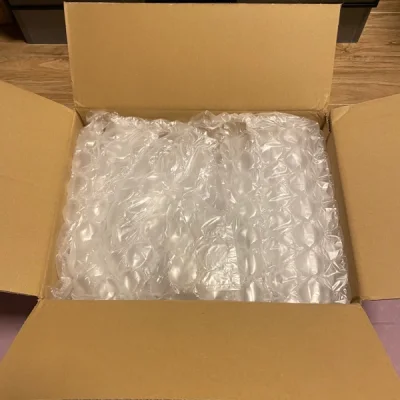 真的很开心，收到很帅的骑拉帝纳，超级大只，这次用的ems，很快就到国内，可惜遇上中秋国庆，清关用了10天ಥ_ಥ